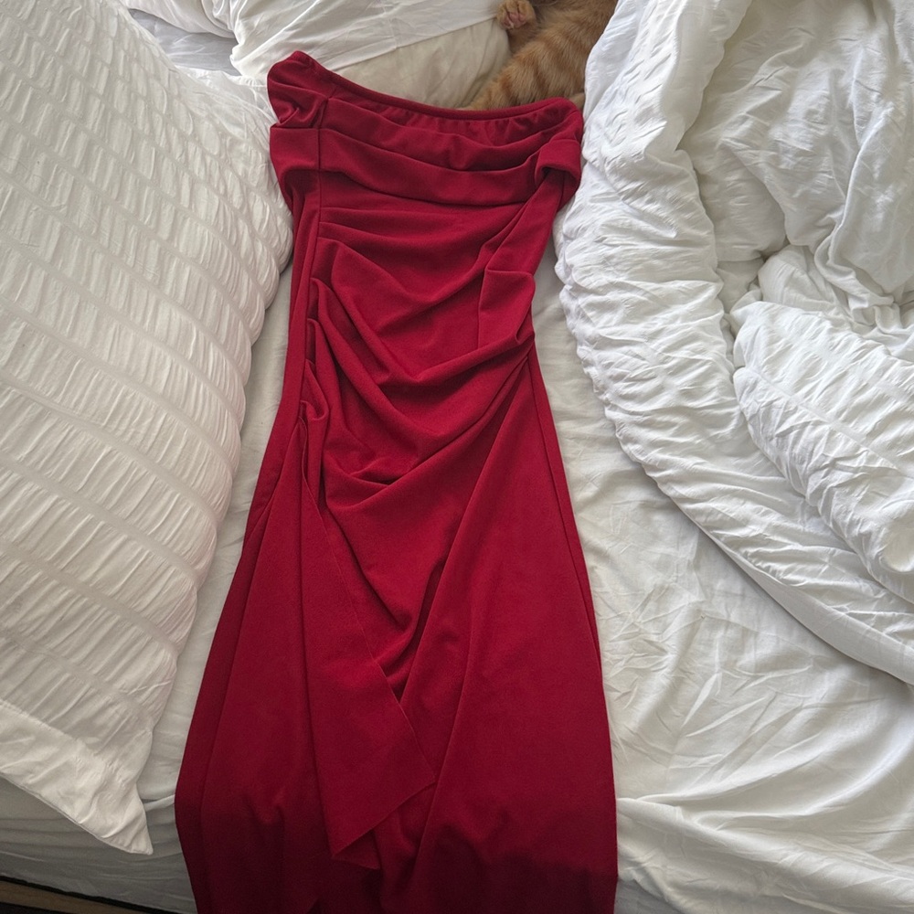 SHEIN Strapless Red Dress